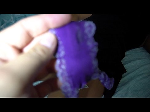 ❤️ Minha irmã chegou muito bêbada e eu a fodi até ela acordar. Porno vk em nós